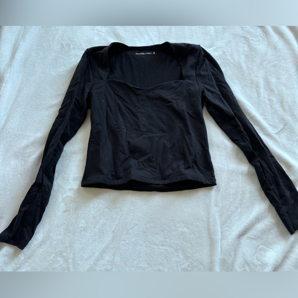 Abercrombie sweetheart neck long sleeve